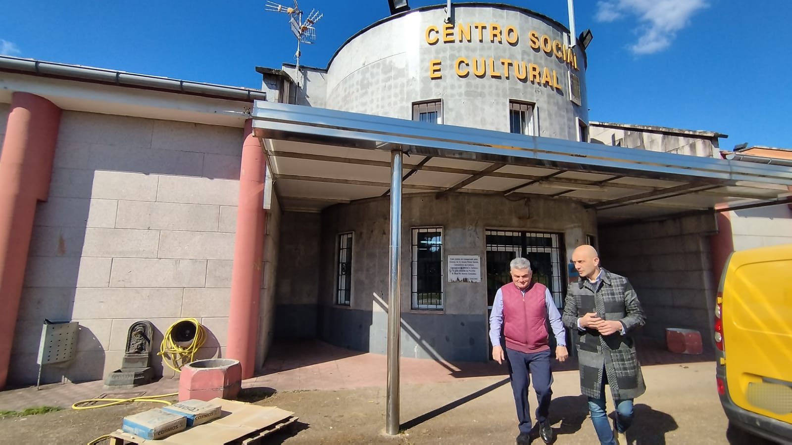 Comezan os traballos de reparación do Centro Cultural Alba