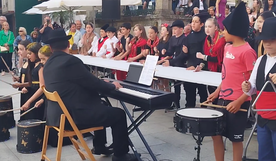 A Escola Municipal de Música do Porriño presenta a súa Banda Infantil no Festival das Letras Galegas