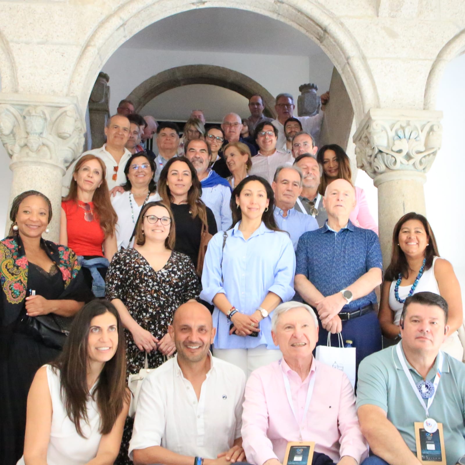O Porriño recibe a visita institucional de ASICOTUR no marco do congreso internacional “conecta e lidera 2025”