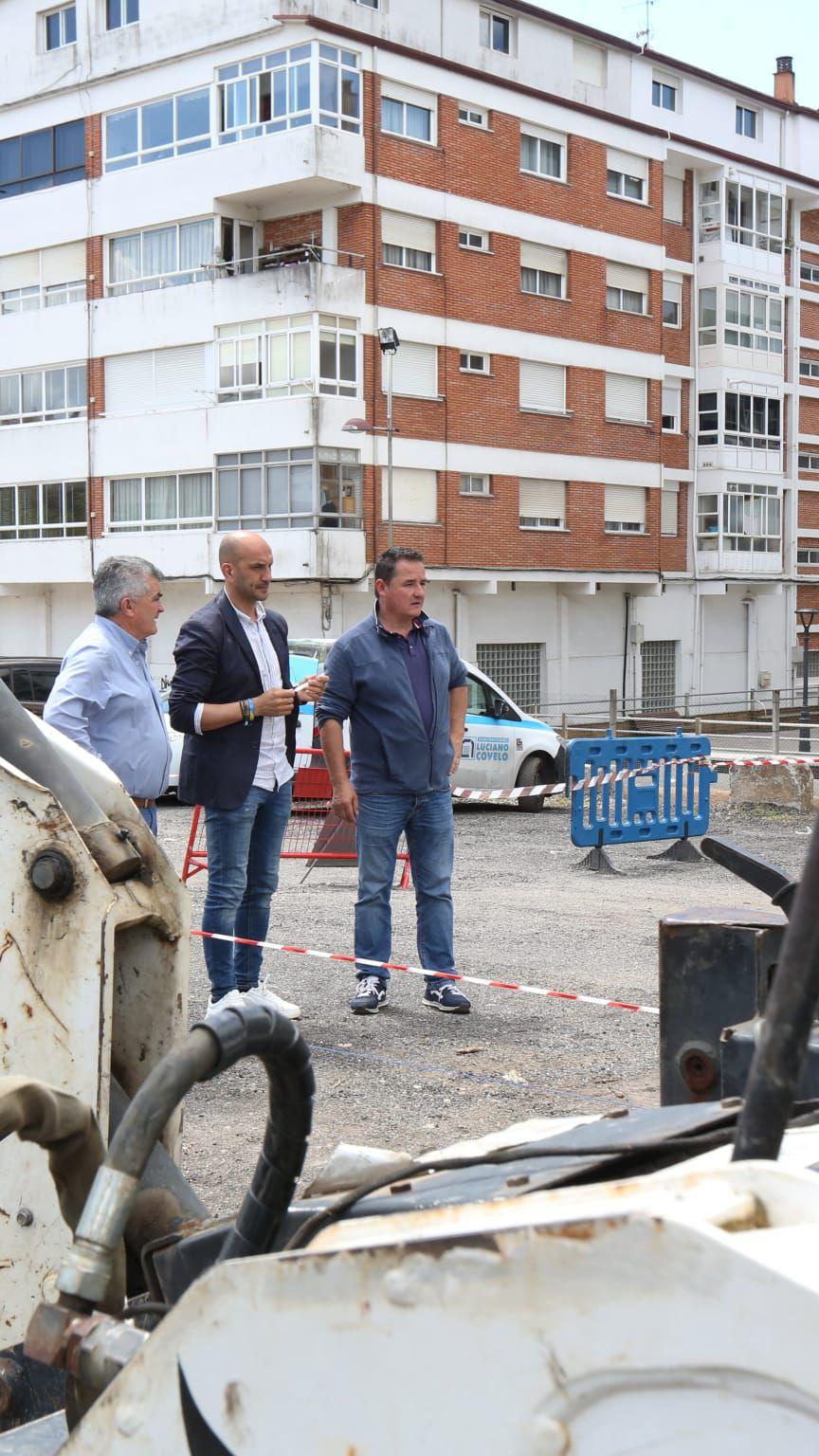 Comezan as obras da nova pista multideporte xunto á Avenida de Galicia