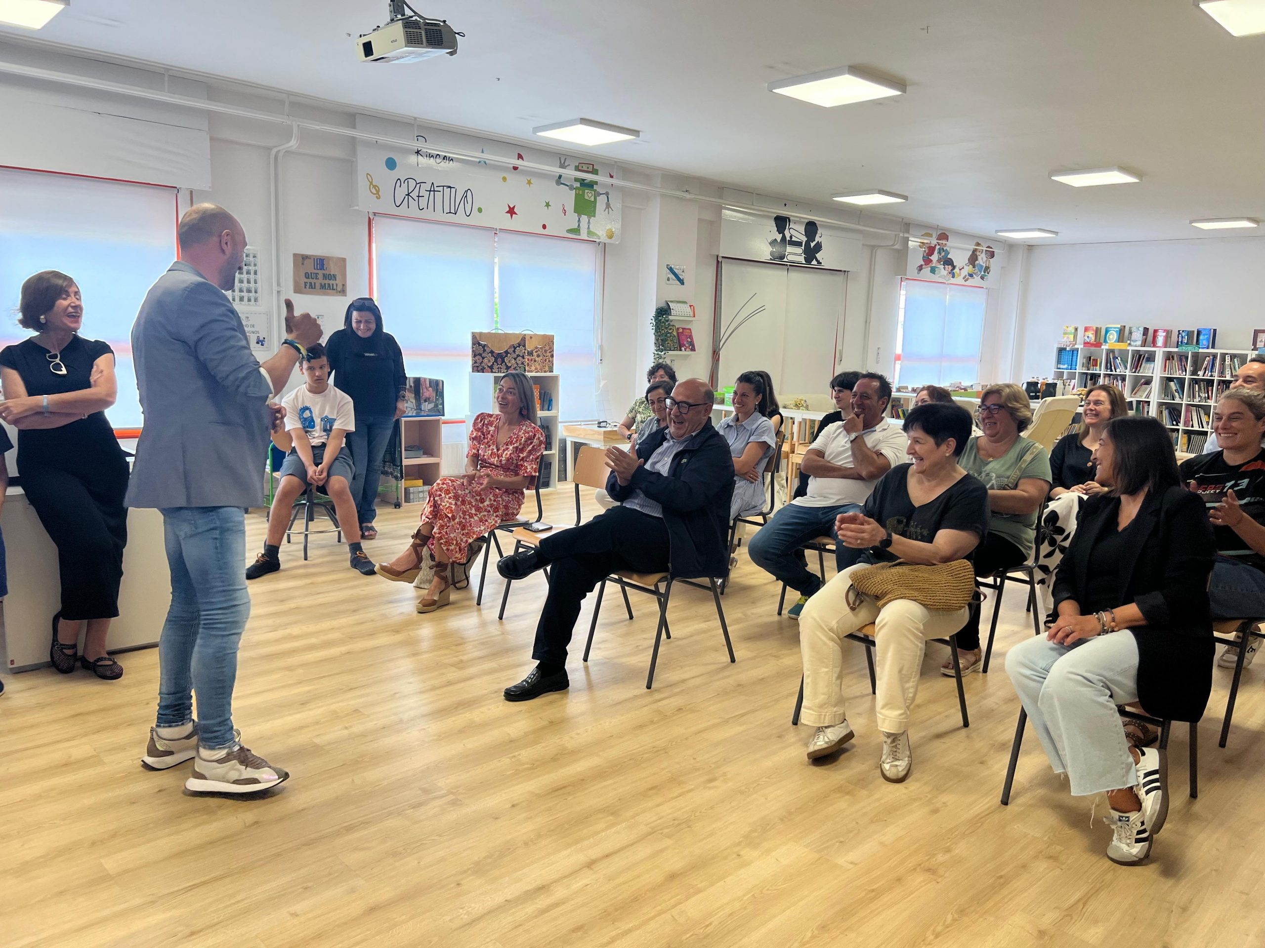 O Porriño inaugura unha aula sensorial no CEIP da Ribeira para apoiar ao alumnado  con necesidades específicas