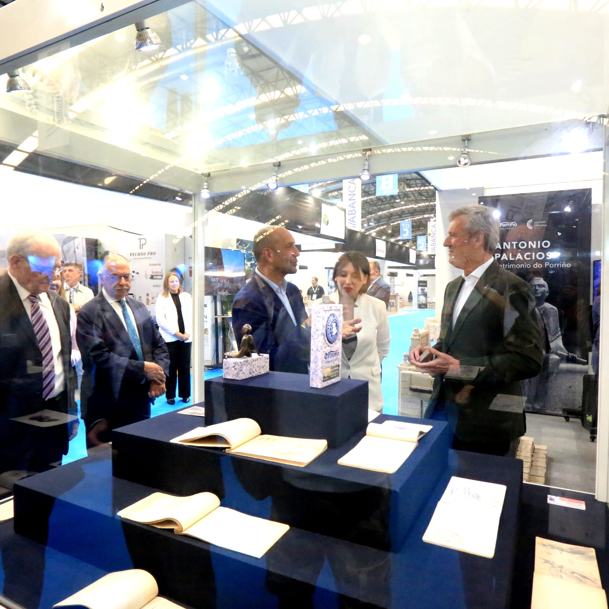 O Concello do Porriño presenta o seu stand na Stonegal 2025 cunha exposición do legado de Antonio Palacios