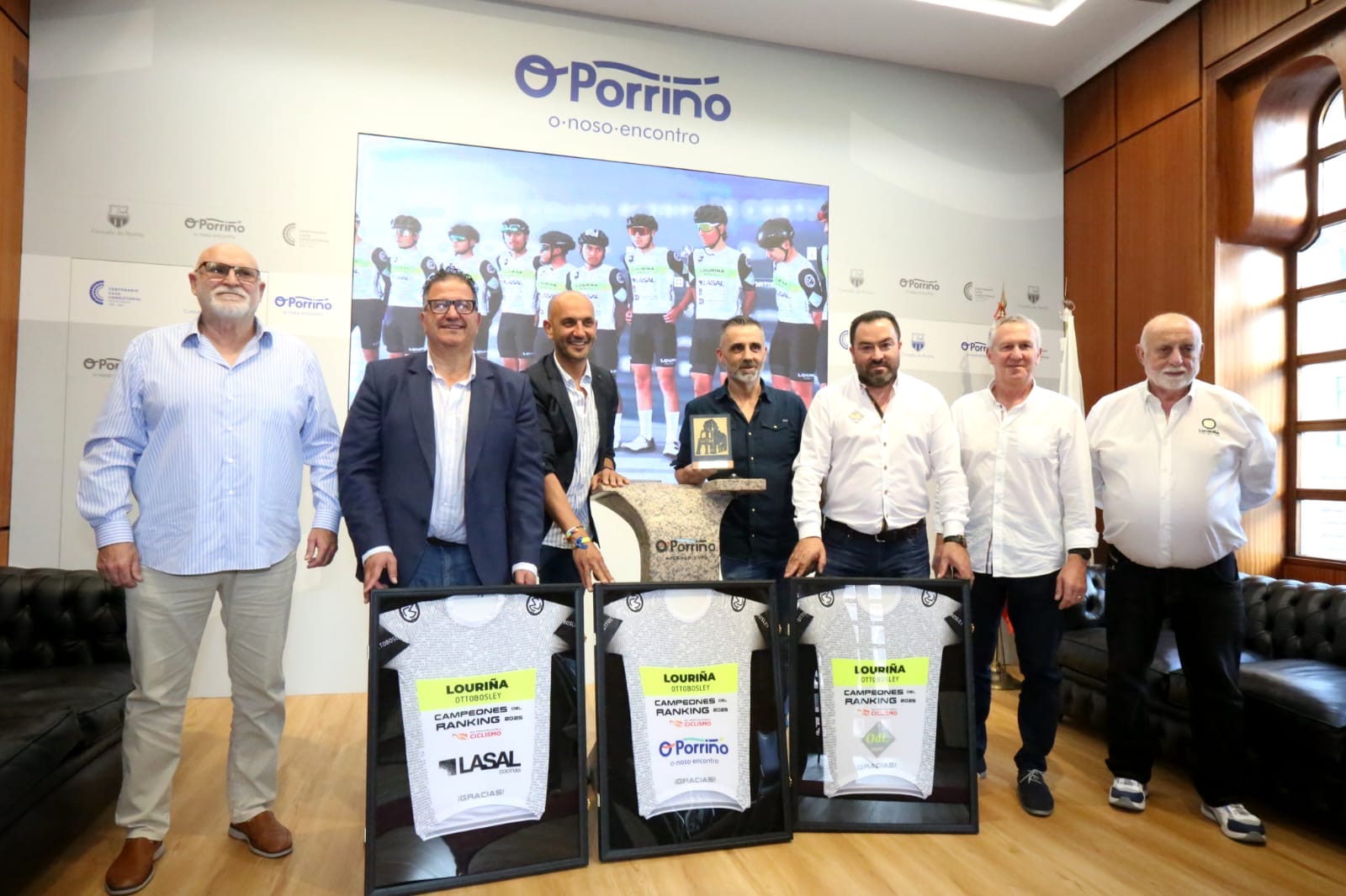 O equipo ciclista Lasal Cocinas-Grupo ODL Craega, líder nacional da categoría élite da Real Federación Española de Ciclismo