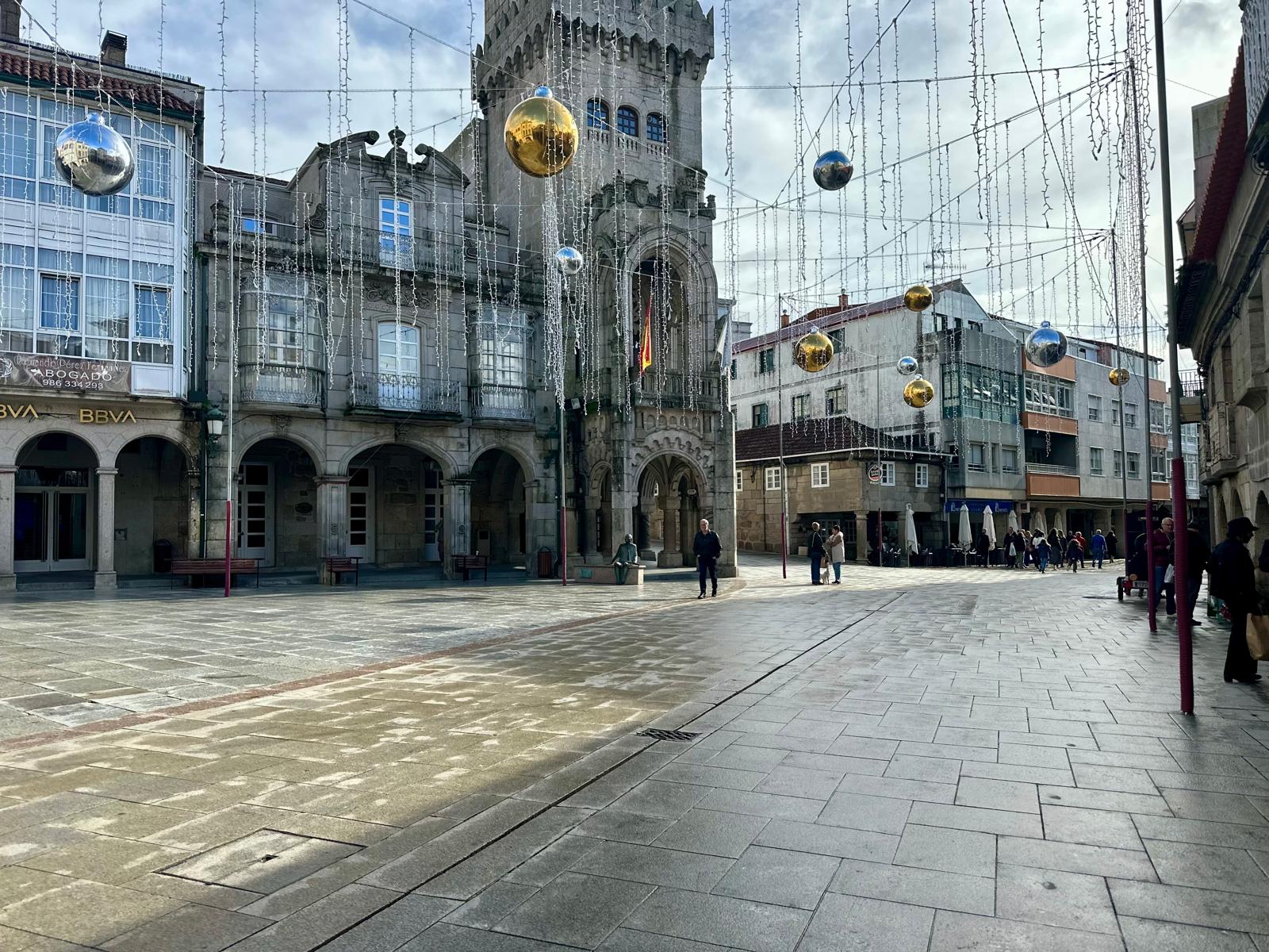 <a class="amazingslider-posttitle-link" href="https://oporrino.org/o-porrino-presenta-a-iluminacion-deste-nadal-cun-espectacular-teito-de-luces-de-30-metros-e-75-000-microleds-como-gran-novidade/" target="_self">O Porriño presenta a iluminación deste Nadal cun espectacular teito de luces de 30 metros e 75.000 microleds como gran novidade</a> O Porriño presenta a iluminación deste Nadal cun espectacular teito de luces de 30 metros e 75.000 microleds como gran novidade