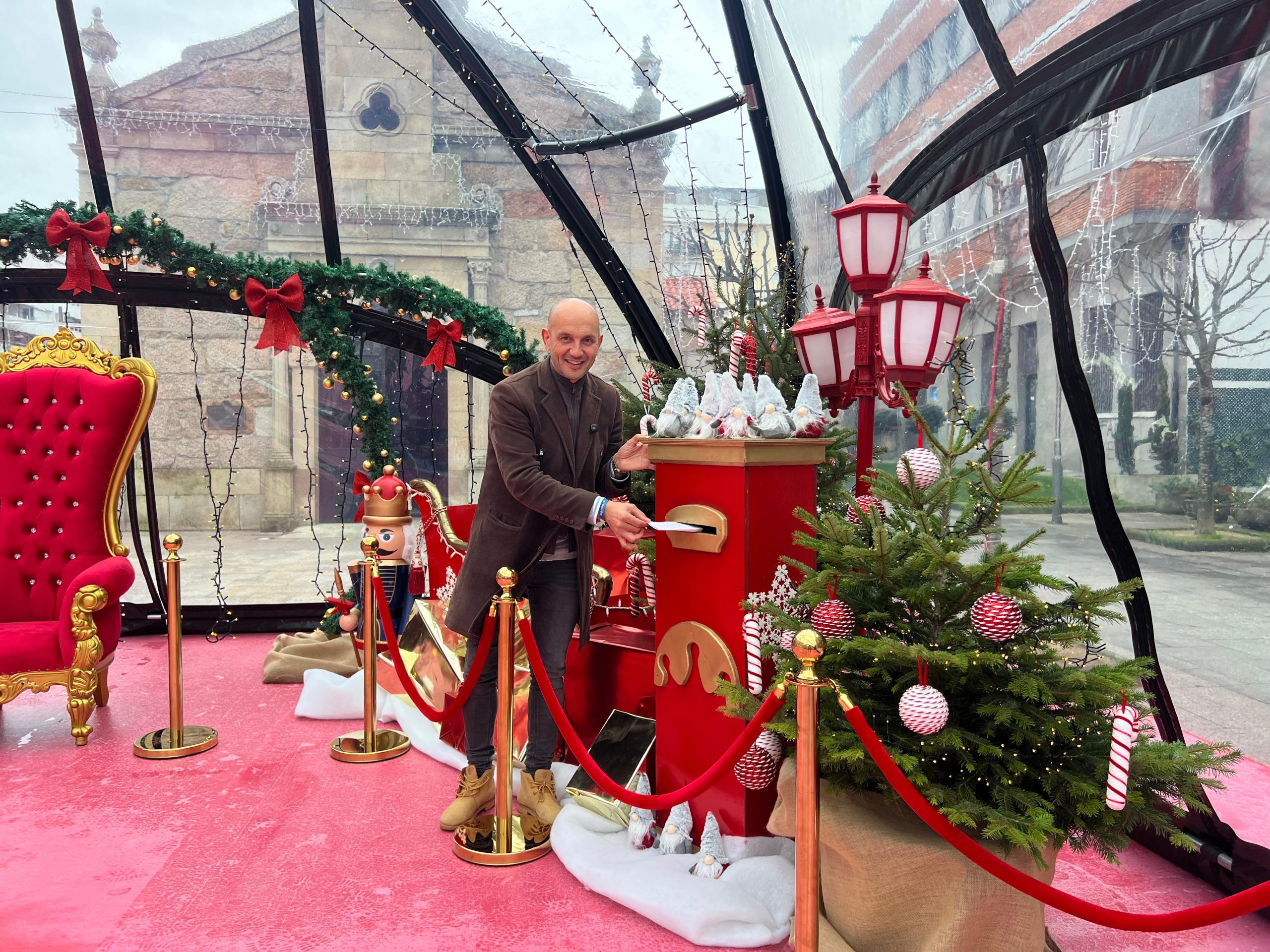 <a class="amazingslider-posttitle-link" href="https://oporrino.org/a-cupula-maxima-ilumina-o-nadal-do-porrino-cunha-experiencia-unica-para-toda-a-familia/" target="_self">A cúpula máxima ilumina o Nadal do Porriño cunha experiencia única para toda a familia</a> A cúpula máxima ilumina o Nadal do Porriño cunha experiencia única para toda a familia