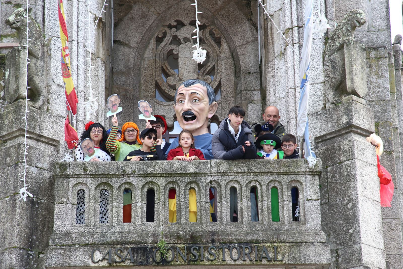 <a class="amazingslider-posttitle-link" href="https://oporrino.org/o-porrino-arrinca-o-seu-entroido-2026-cunha-homenaxe-a-cuquin-e-cinco-dias-de-musica-tradicion-e-participacion/" target="_self">O Porriño arrinca o seu Entroido 2026 cunha homenaxe a Cuquín e cinco días de música, tradición e participación</a> O Porriño arrinca o seu Entroido 2026 cunha homenaxe a Cuquín e cinco días de música, tradición e participación