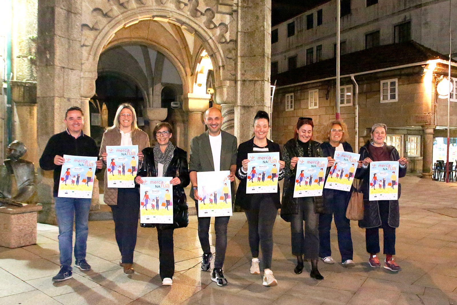 O Porriño celebra a XXXIII Feira de Oportunidades "Merca na rúa" para dinamizar o comercio local