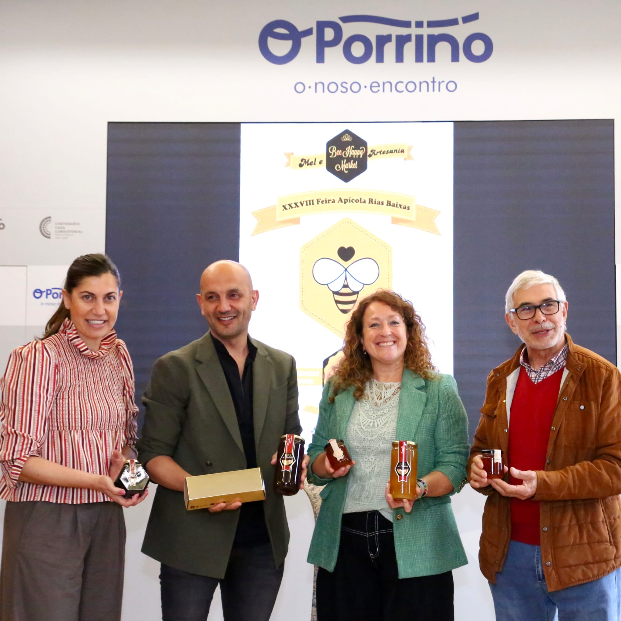 <a class="amazingslider-posttitle-link" href="https://oporrino.org/o-porrino-convertese-de-novo-na-capital-do-mel-ciencia-gastronomia-e-tradicion-unense-nun-programa-unico/" target="_self">O Porriño convértese de novo na capital do mel: ciencia, gastronomía e tradición únense nun programa único</a> O Porriño convértese de novo na capital do mel: ciencia, gastronomía e tradición únense nun programa único